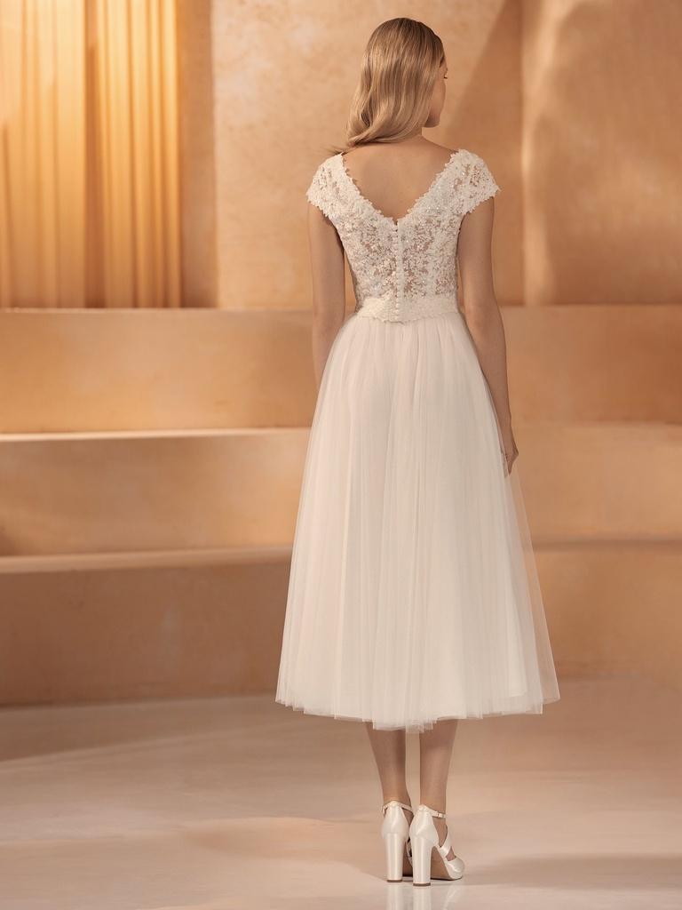 Top de mariée en dentelle à manches courtes