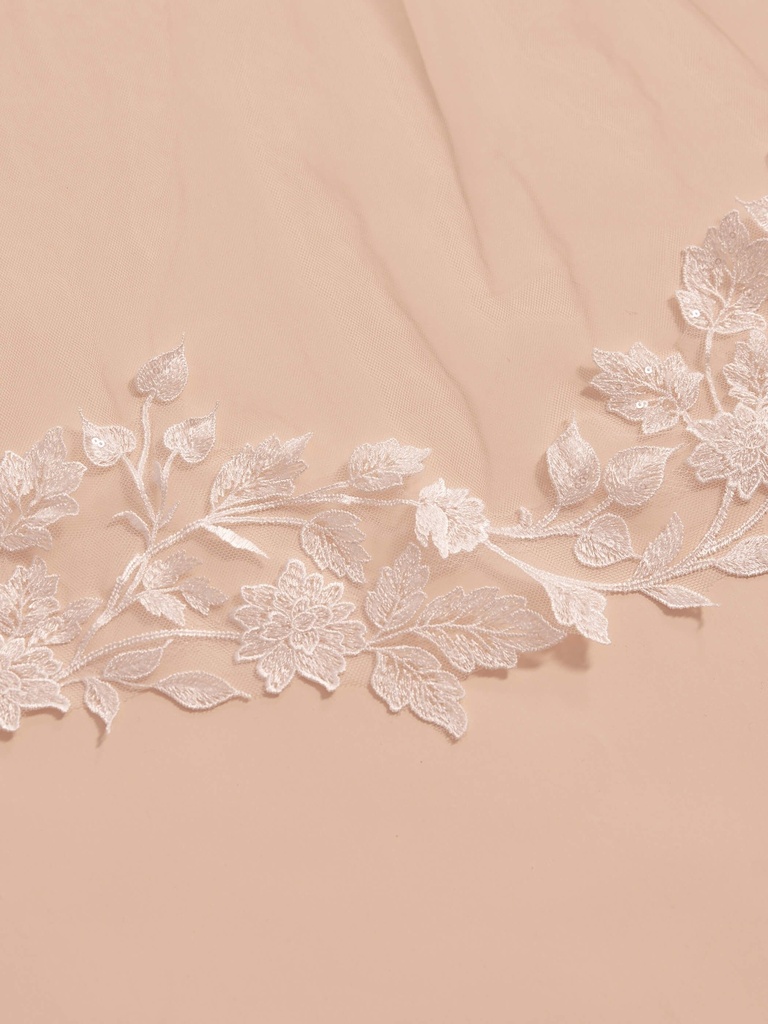 Voile de tulle doux avec bord en dentelle, 250 cm